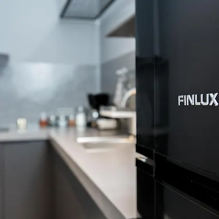 アパート Urban Living 1 *