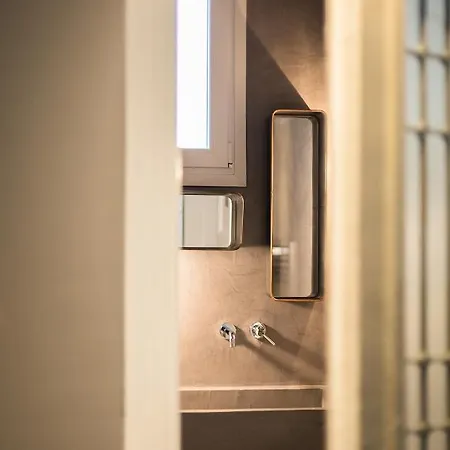 Urban Living 1 アパート