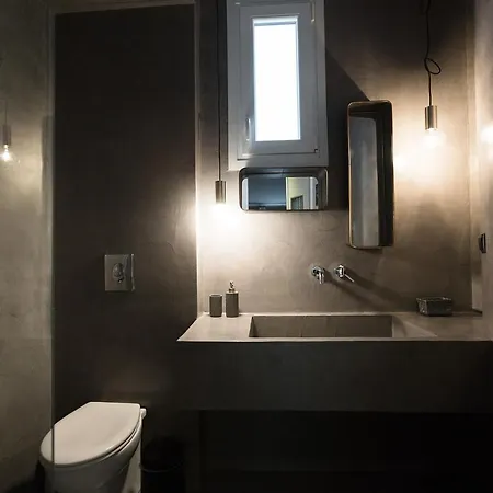 Urban Living 1 アパート *