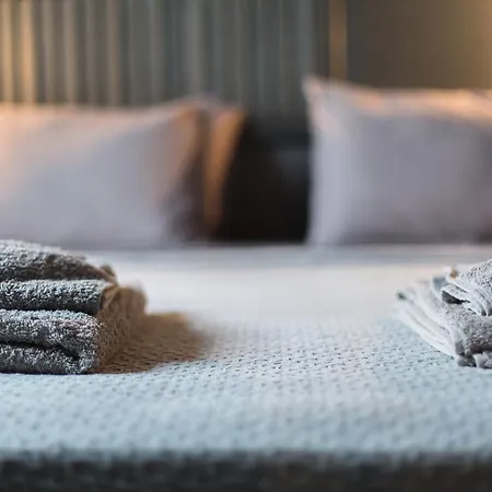 Urban Living 1 Апартаменты *