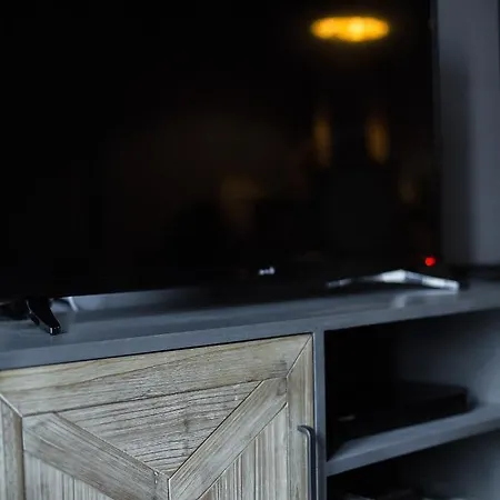 Urban Living 1 * テッサロニキ