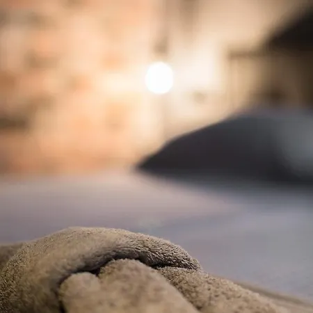 Urban Living 1 *