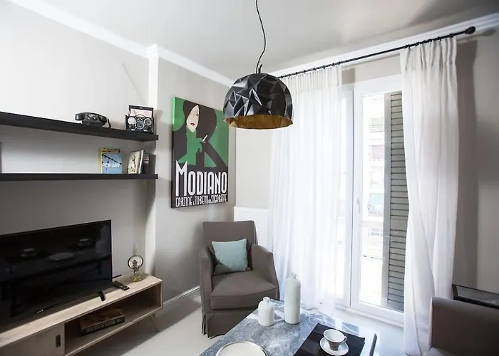 Urban Living 1 Apartment